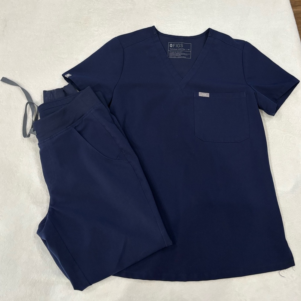 Figs Scrub Set